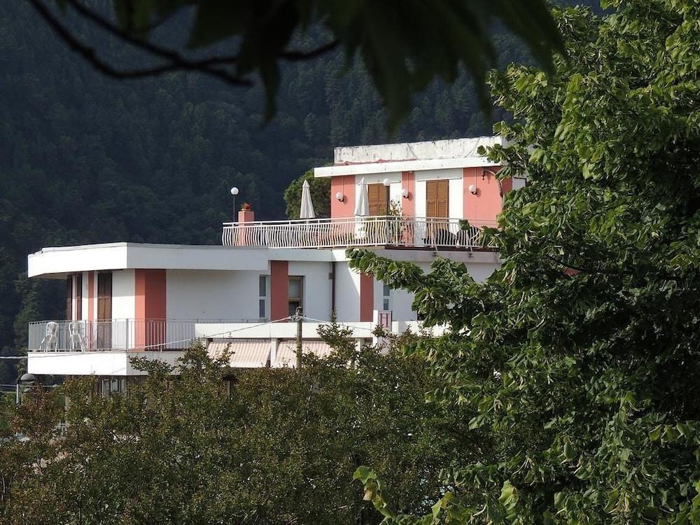 Albergo San Carlo Massa  Esterno foto